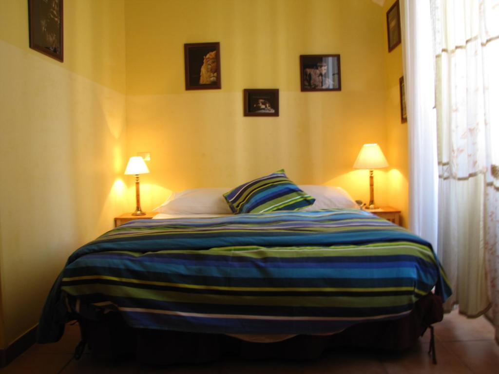 Chiaia B&B Nápoles Exterior foto